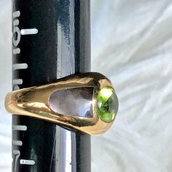 MAUBOUSSIN PARIS Peridot Mother of Pearl Ring 18K - Picture 2 of 6